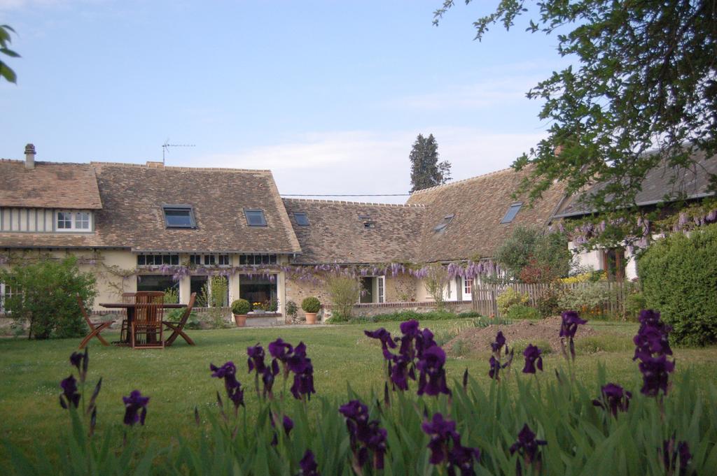 La Chaiserie La Croix-Saint-Leufroy Экстерьер фото