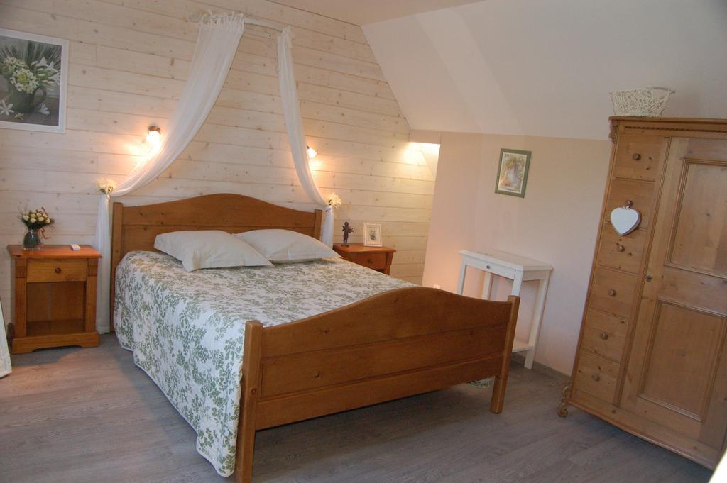 La Chaiserie La Croix-Saint-Leufroy Номер фото