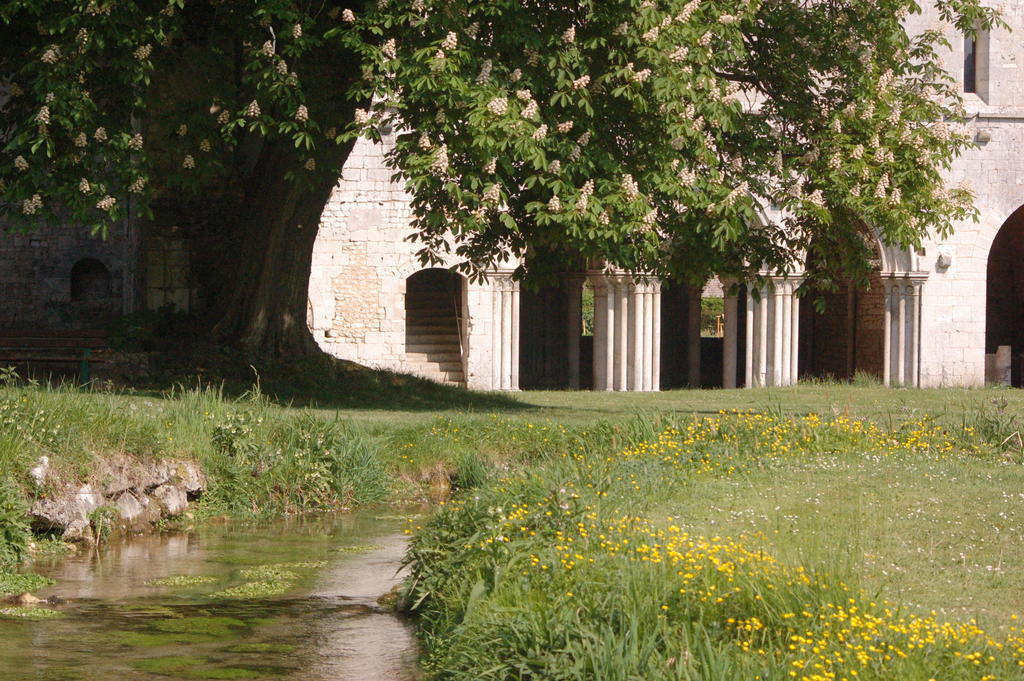 La Chaiserie La Croix-Saint-Leufroy Экстерьер фото