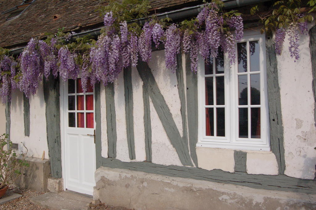La Chaiserie La Croix-Saint-Leufroy Экстерьер фото